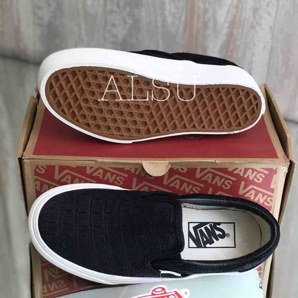 VANS Classic Slip On Embossed Black Kid’s AUTHENTI - Picture 5 of 8